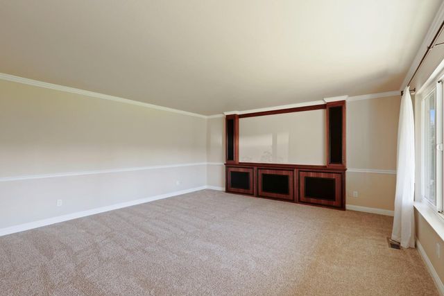 1180 Northwood Dr, Lodi, CA 95240