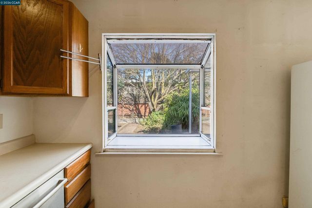 208 Los Gatos Ave, Vallejo, CA 94589