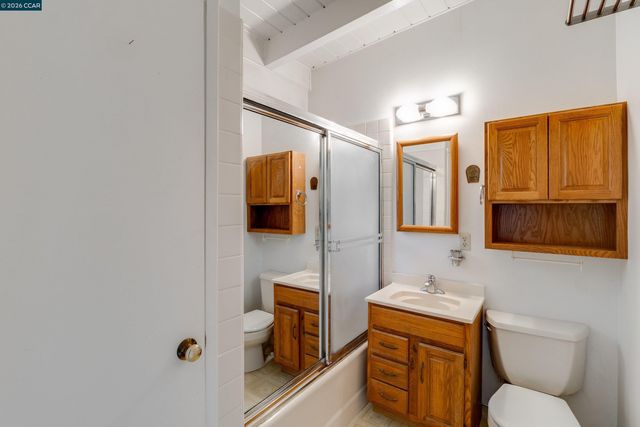 208 Los Gatos Ave, Vallejo, CA 94589