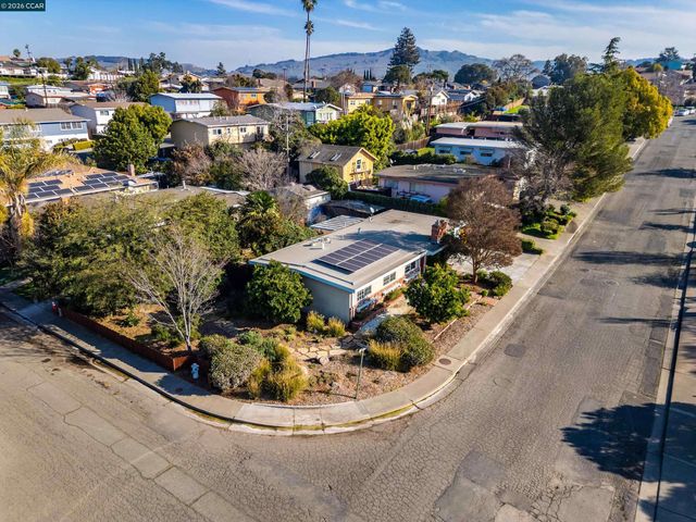 208 Los Gatos Ave, Vallejo, CA 94589