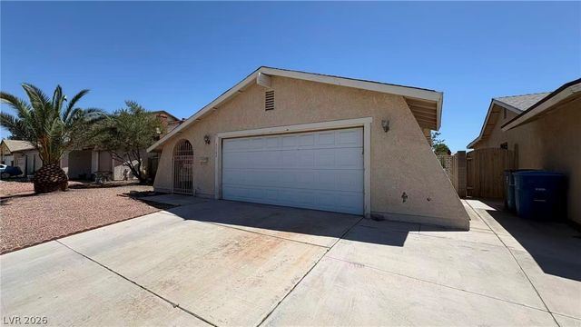 3564 REDWOOD Street, Las Vegas, NV 89103