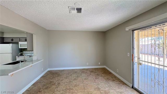 3564 REDWOOD Street, Las Vegas, NV 89103