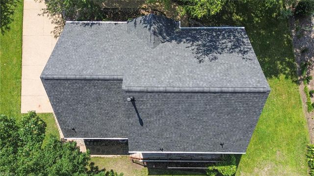 111 Sandalwood LN, Yorktown, VA 23693