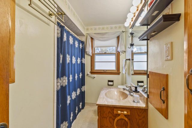418 N OUTAGAMIE STREET, Appleton, WI 54914
