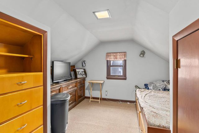 418 N OUTAGAMIE STREET, Appleton, WI 54914
