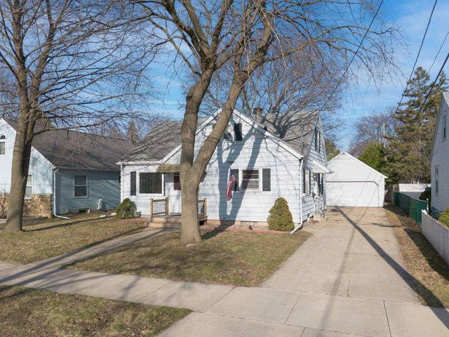 418 N OUTAGAMIE STREET, Appleton, WI 54914