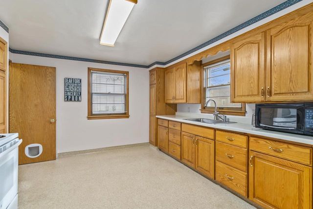418 N OUTAGAMIE STREET, Appleton, WI 54914