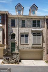 5561 Julian Place, Atlanta, GA 30342