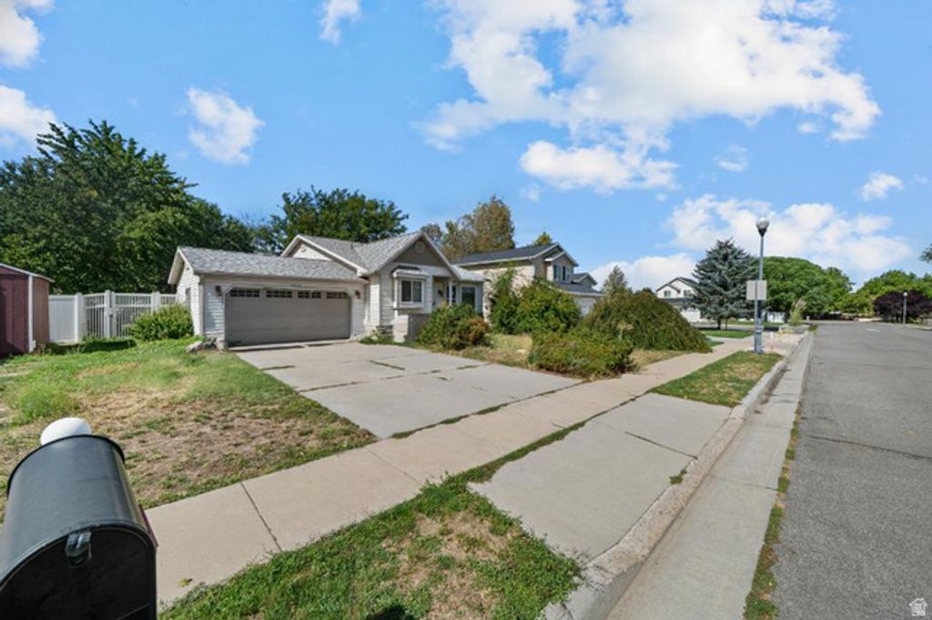 2391 W 2120 N, Clinton, UT 84015 — photo 2