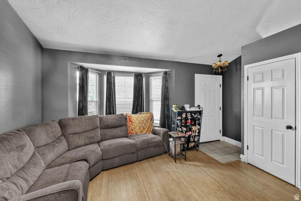 2391 W 2120 N, Clinton, UT 84015 — photo 3