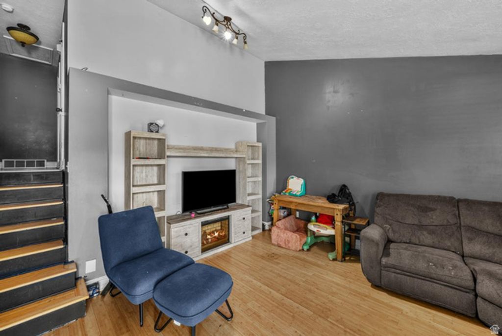 2391 W 2120 N, Clinton, UT 84015 — photo 4
