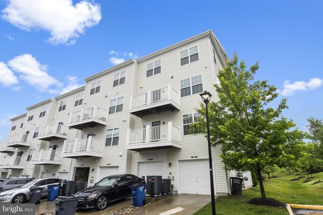 16894 PORTERS INN DR, Dumfries, VA 22026