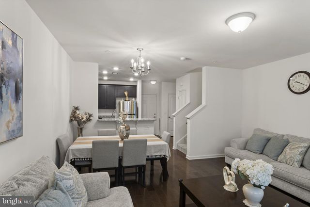 16894 PORTERS INN DR, Dumfries, VA 22026