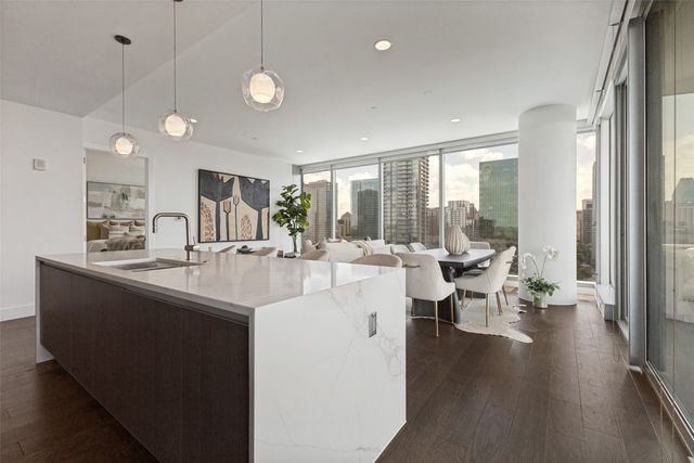3130 N Harwood Street 1401, Dallas, TX 75201
