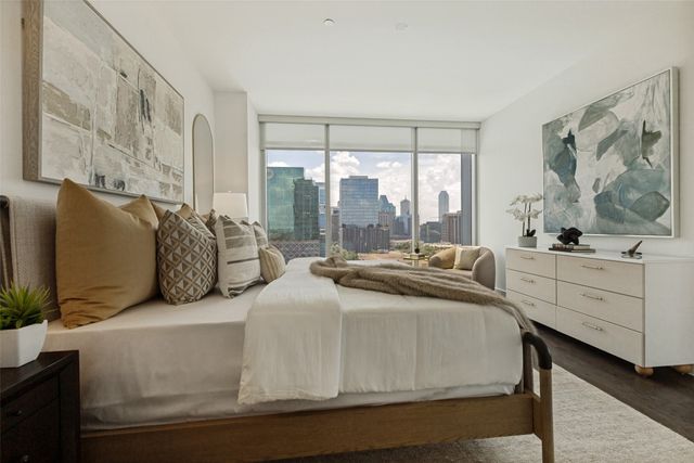 3130 N Harwood Street 1401, Dallas, TX 75201