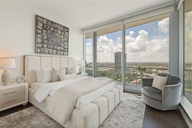 3130 N Harwood Street 1401, Dallas, TX 75201