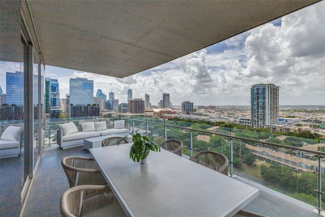 3130 N Harwood Street 1401, Dallas, TX 75201