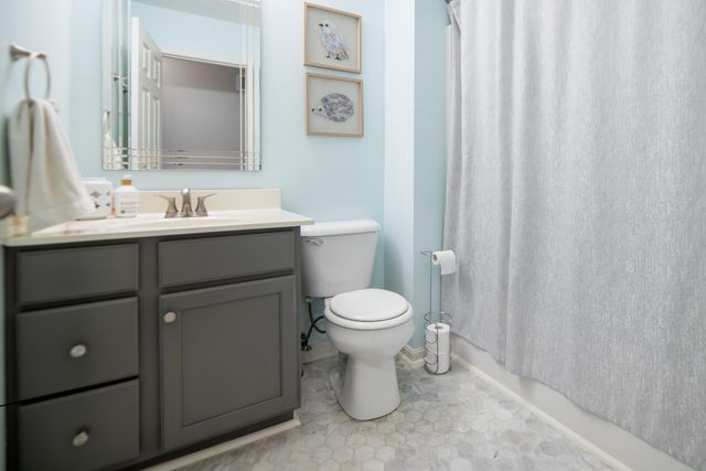 2025 Penny Lane, Hebron, KY 41048