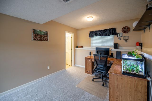 2025 Penny Lane, Hebron, KY 41048