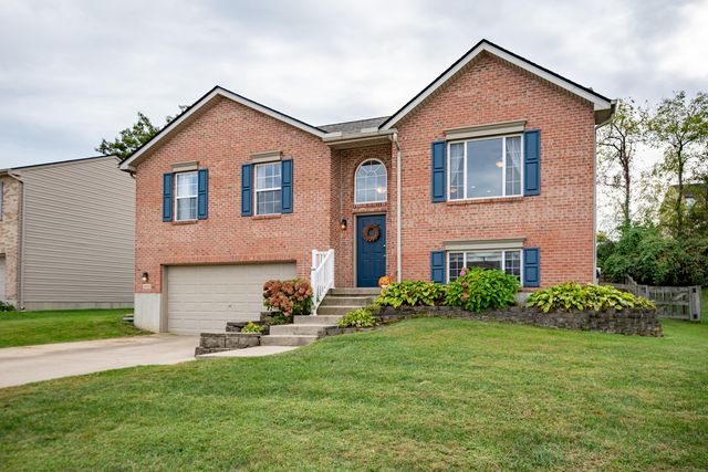 2025 Penny Lane, Hebron, KY 41048