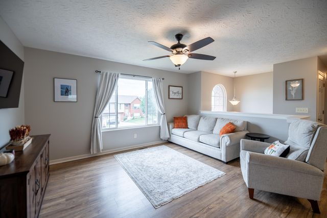 2025 Penny Lane, Hebron, KY 41048