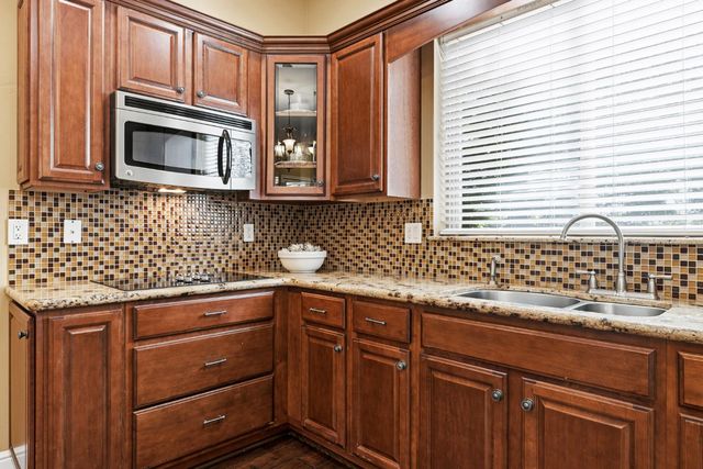 3047 Travois Cir, Rescue, CA 95672