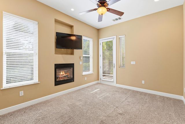 3047 Travois Cir, Rescue, CA 95672