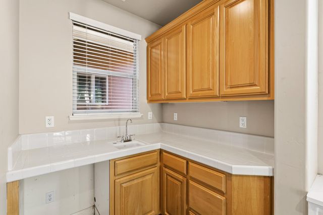 3047 Travois Cir, Rescue, CA 95672