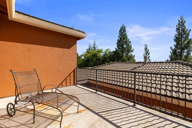 3047 Travois Cir, Rescue, CA 95672