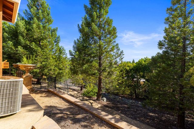3047 Travois Cir, Rescue, CA 95672