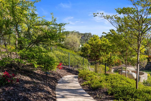 3047 Travois Cir, Rescue, CA 95672