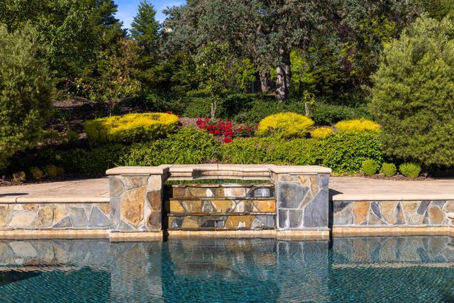 3047 Travois Cir, Rescue, CA 95672