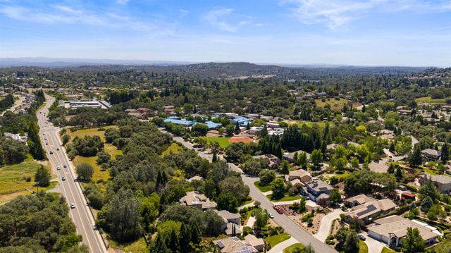 3047 Travois Cir, Rescue, CA 95672