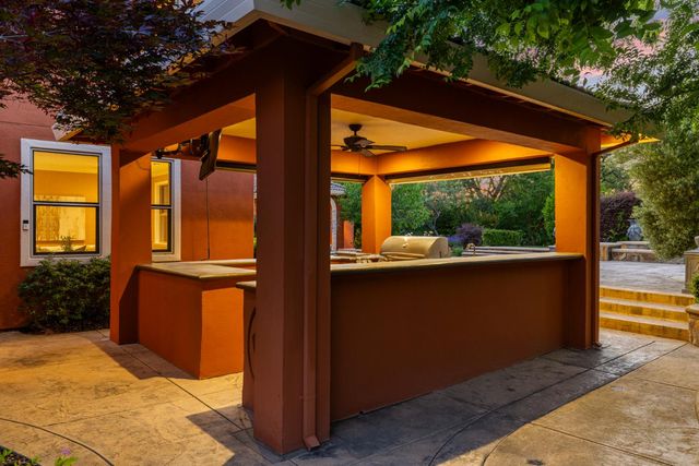 3047 Travois Cir, Rescue, CA 95672