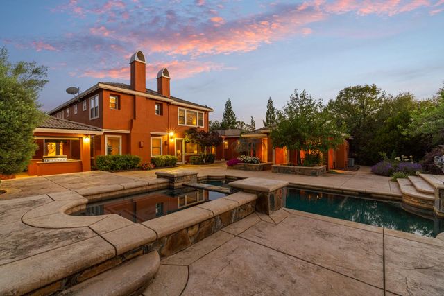 3047 Travois Cir, Rescue, CA 95672