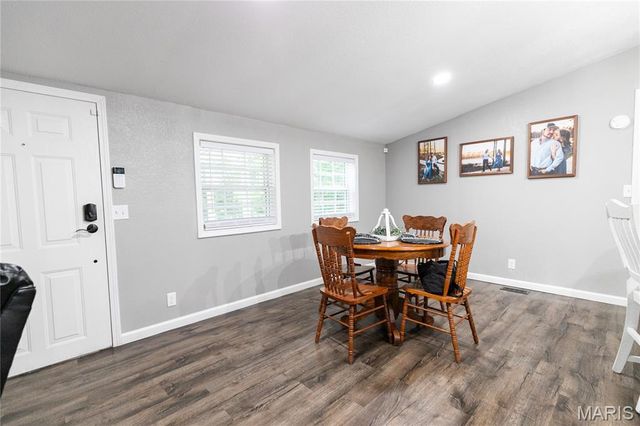 10102 Highway 67, Fredericktown, MO 63645