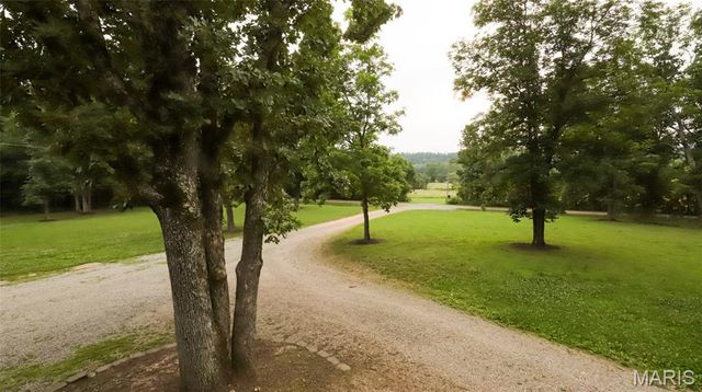 10102 Highway 67, Fredericktown, MO 63645