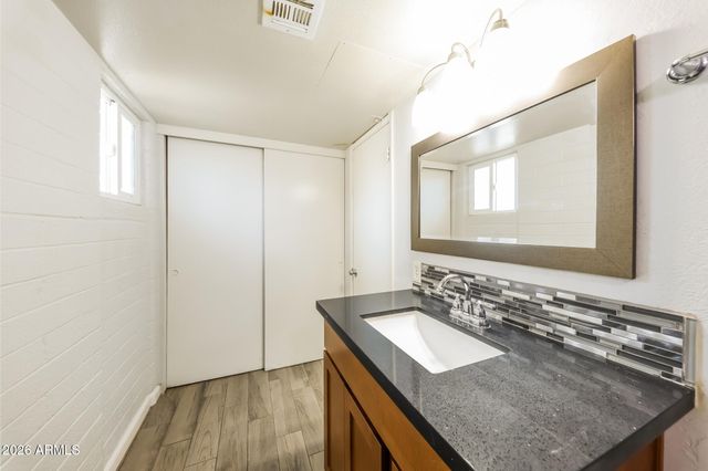 6320 N 16TH Street 10, Phoenix, AZ 85016