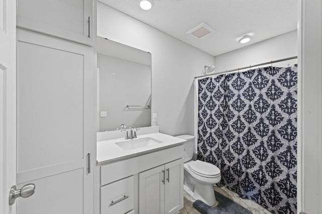 11020 Yalta Street NE C, Blaine, MN 55449