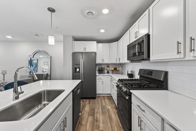 11020 Yalta Street NE C, Blaine, MN 55449