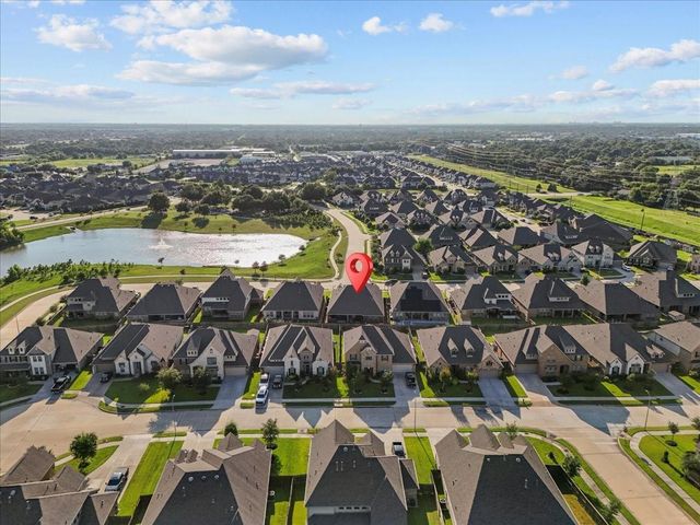 5527 Wyndham Summit Way, Pasadena, TX 77505