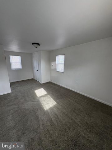 417 MAIN ST, Juliustown, NJ 08042