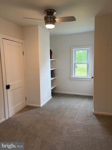 417 MAIN ST, Juliustown, NJ 08042