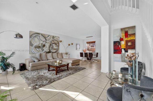 14615 SW 14th Street 14615, Pembroke Pines, FL 33027
