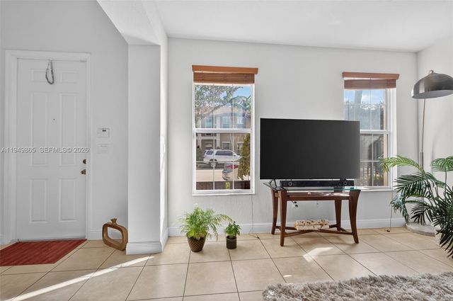 14615 SW 14th Street 14615, Pembroke Pines, FL 33027