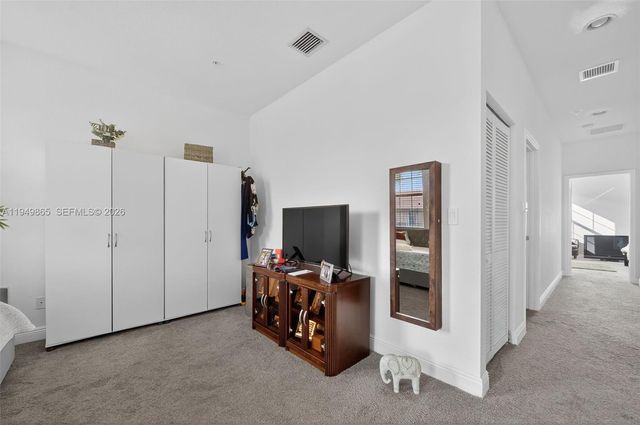 14615 SW 14th Street 14615, Pembroke Pines, FL 33027