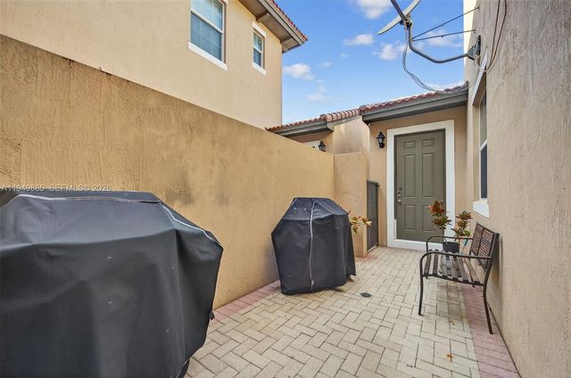 14615 SW 14th Street 14615, Pembroke Pines, FL 33027
