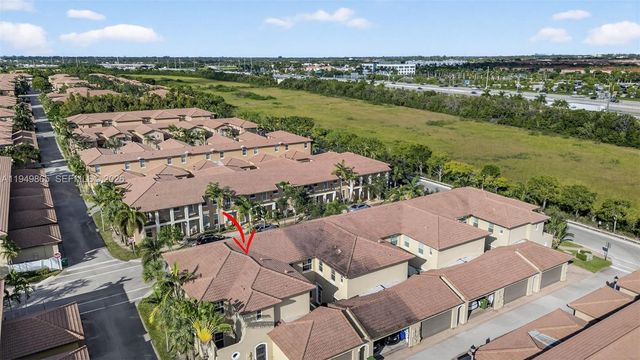 14615 SW 14th Street 14615, Pembroke Pines, FL 33027