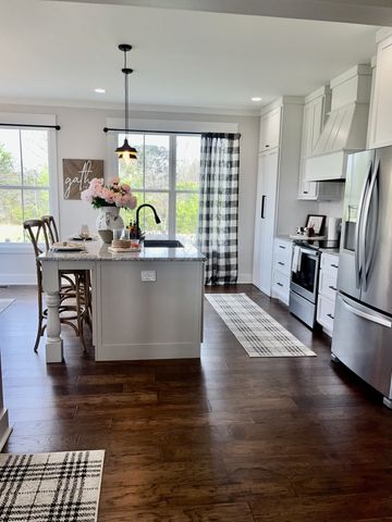 150 Edie Mae Ln, Winchester, TN 37398