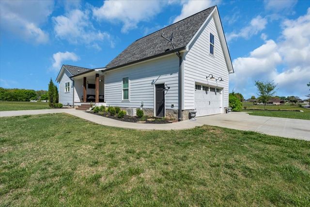 150 Edie Mae Ln, Winchester, TN 37398